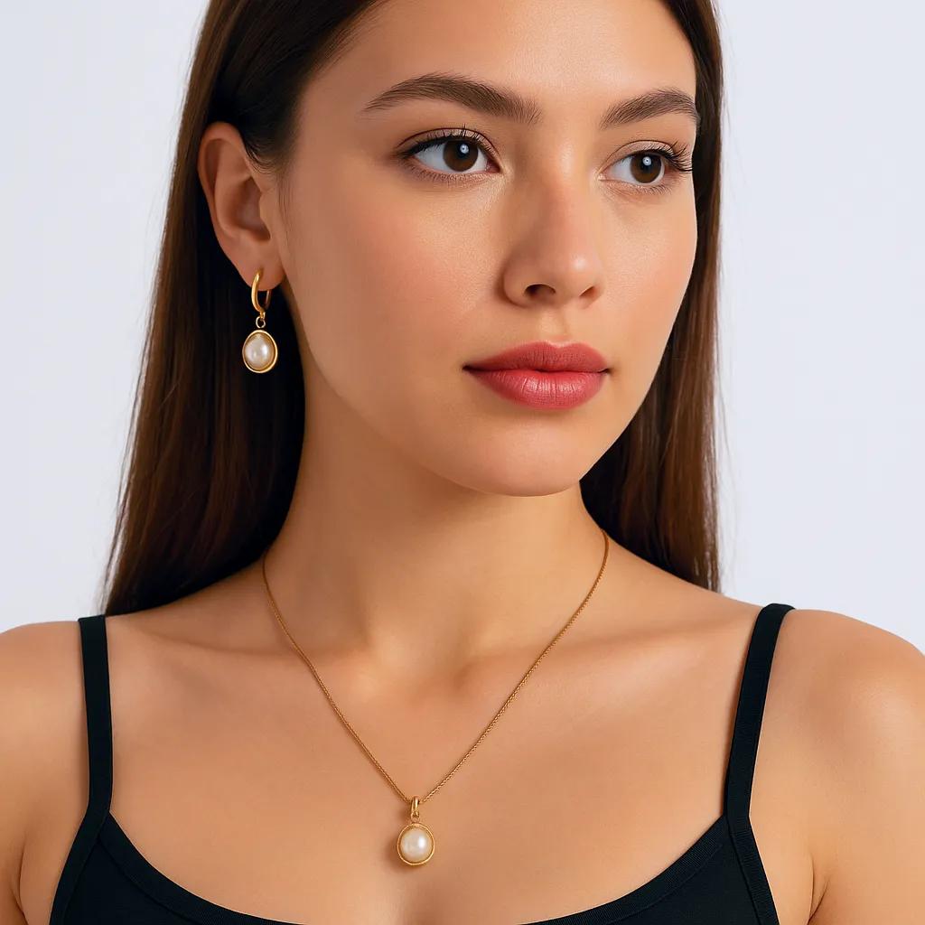 Golden Tide – Water Droplet Pearl Necklace & Earrings Set