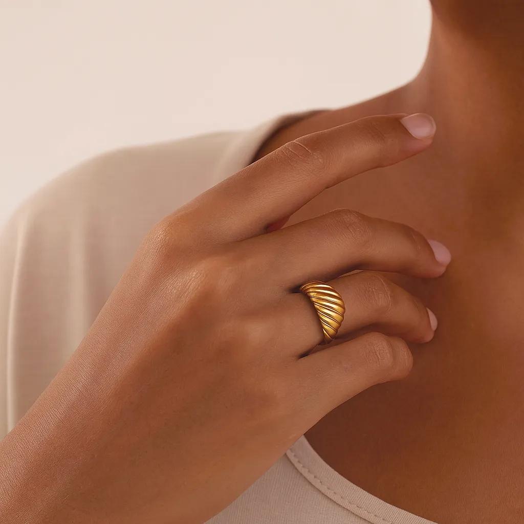 Minimalist gold ring with sculptural shape  