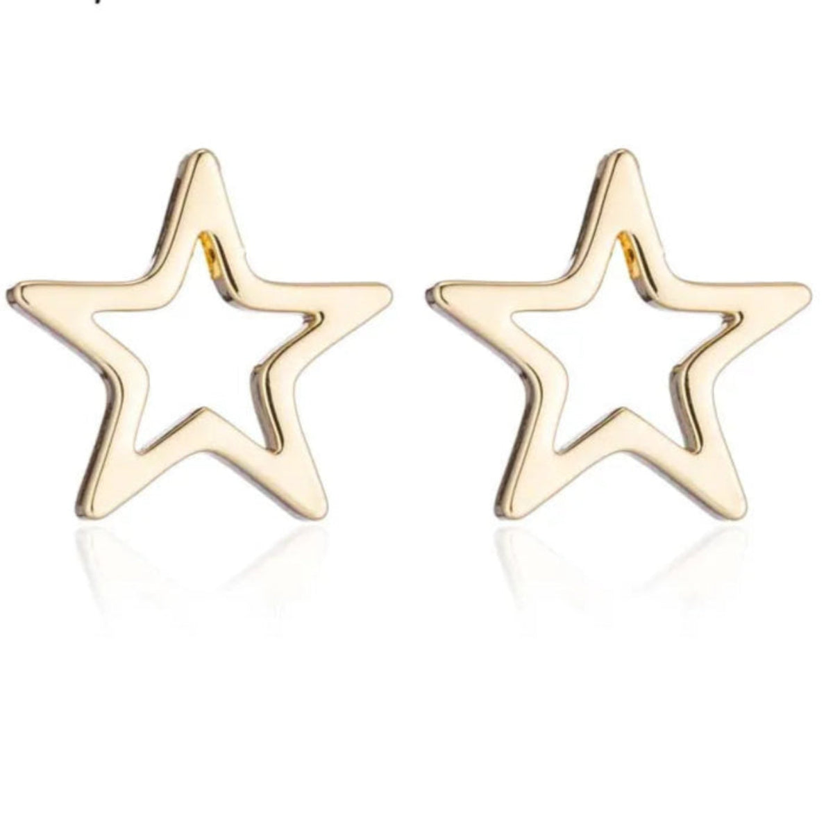 Star pendant necklace and earrings set – gold finish