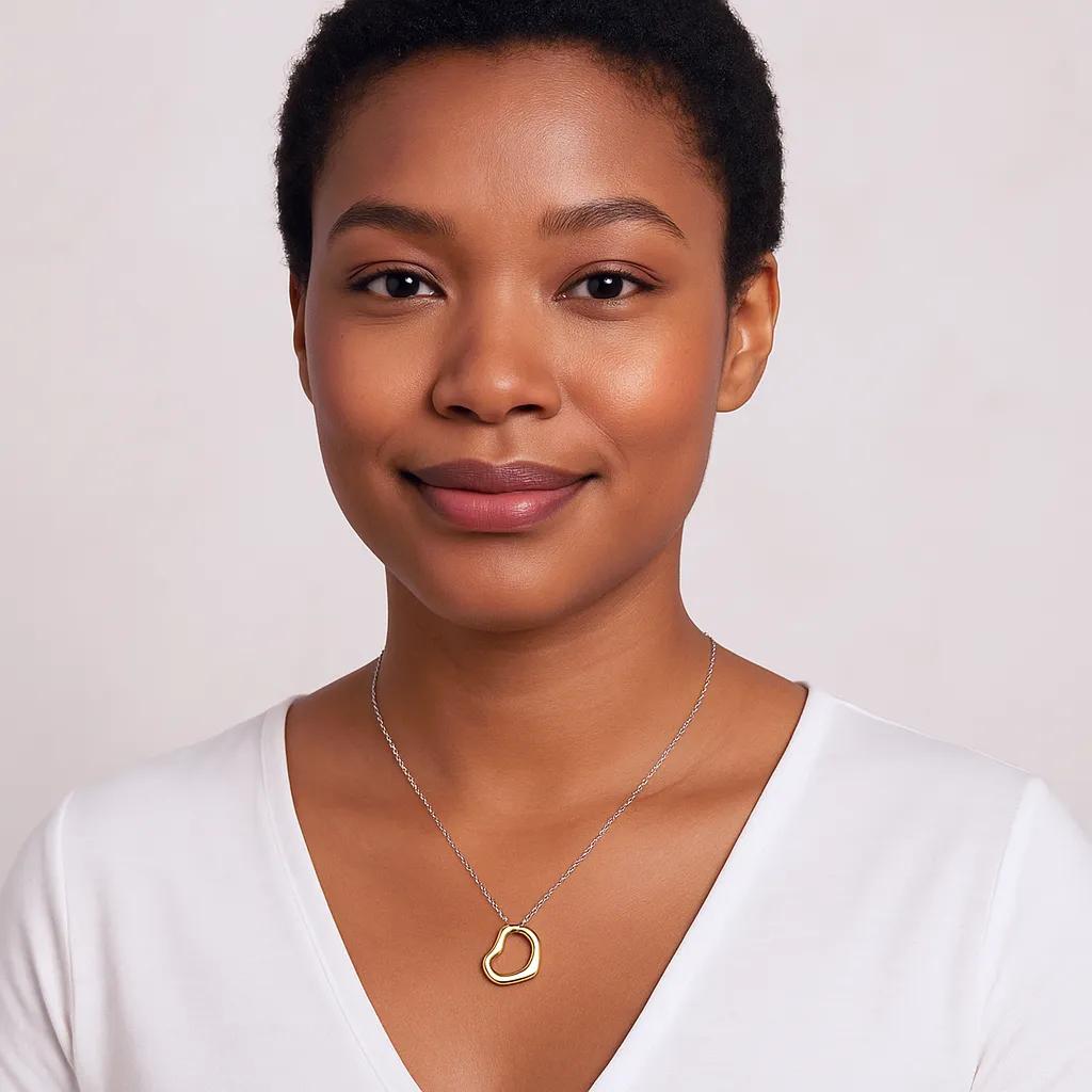 Lovera Heart Necklace – Sculpted Elegance in Silver & Gold