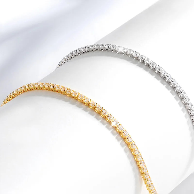Sizing chart showing adjustable chain length (16–18 inches)
