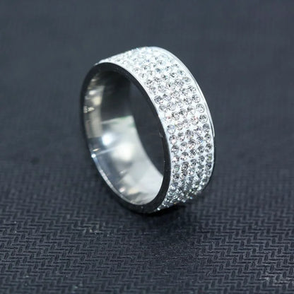 Ring Round Inlaid White Zircon Ring