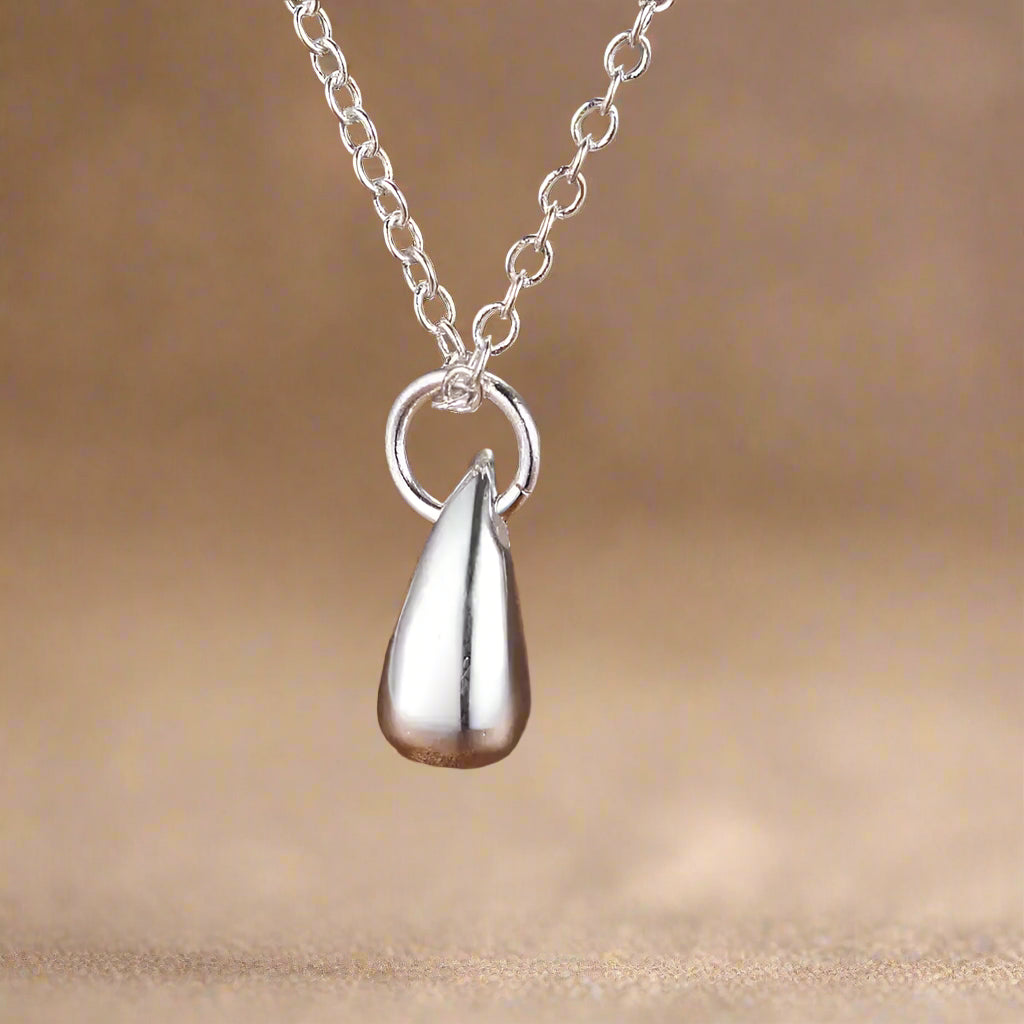  Sterling silver teardrop pendant on chain