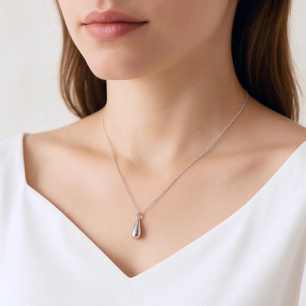  Sterling silver teardrop pendant on chain